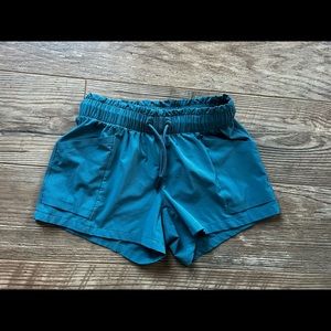 Athleta girls size 7 shorts